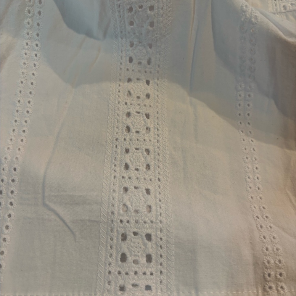 NWT 89th & Madison White Eyelet Dress - Picture 4 of 8